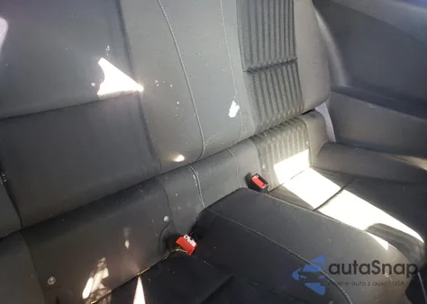 2013 Chevrolet Camaro 2Ls z USA, uszkodzony, nr VIN 2G1FA1E32D9146534